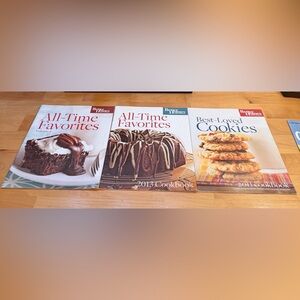 Better Homes and Gardens Cookbooks Magazines Bundles of 3